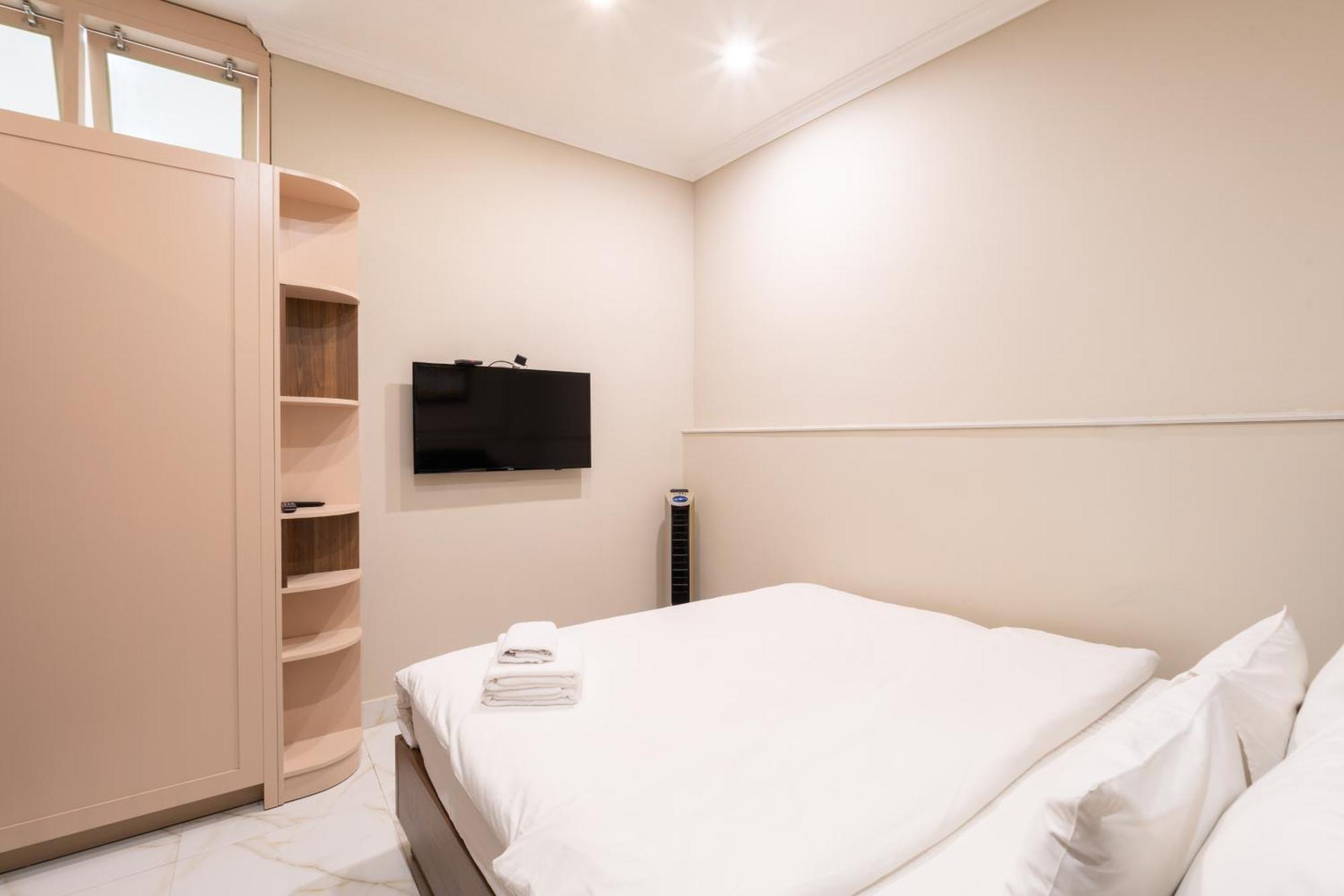 N Queen Apartment Hotel Dalat Exterior foto